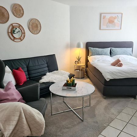 Ferienwohnung Rote Tuer - Landleben Pur! Kirchhain Екстер'єр фото
