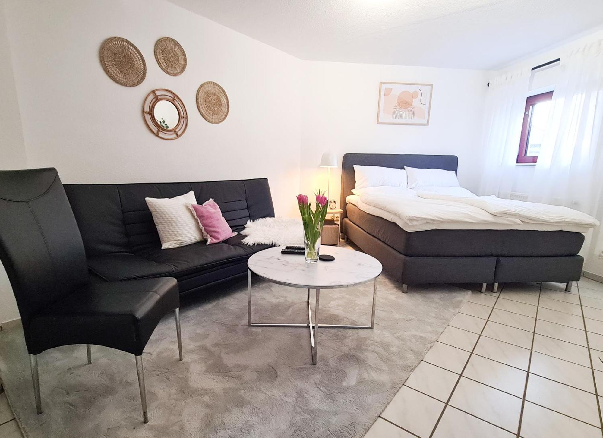 Ferienwohnung Rote Tuer - Landleben Pur! Kirchhain Екстер'єр фото