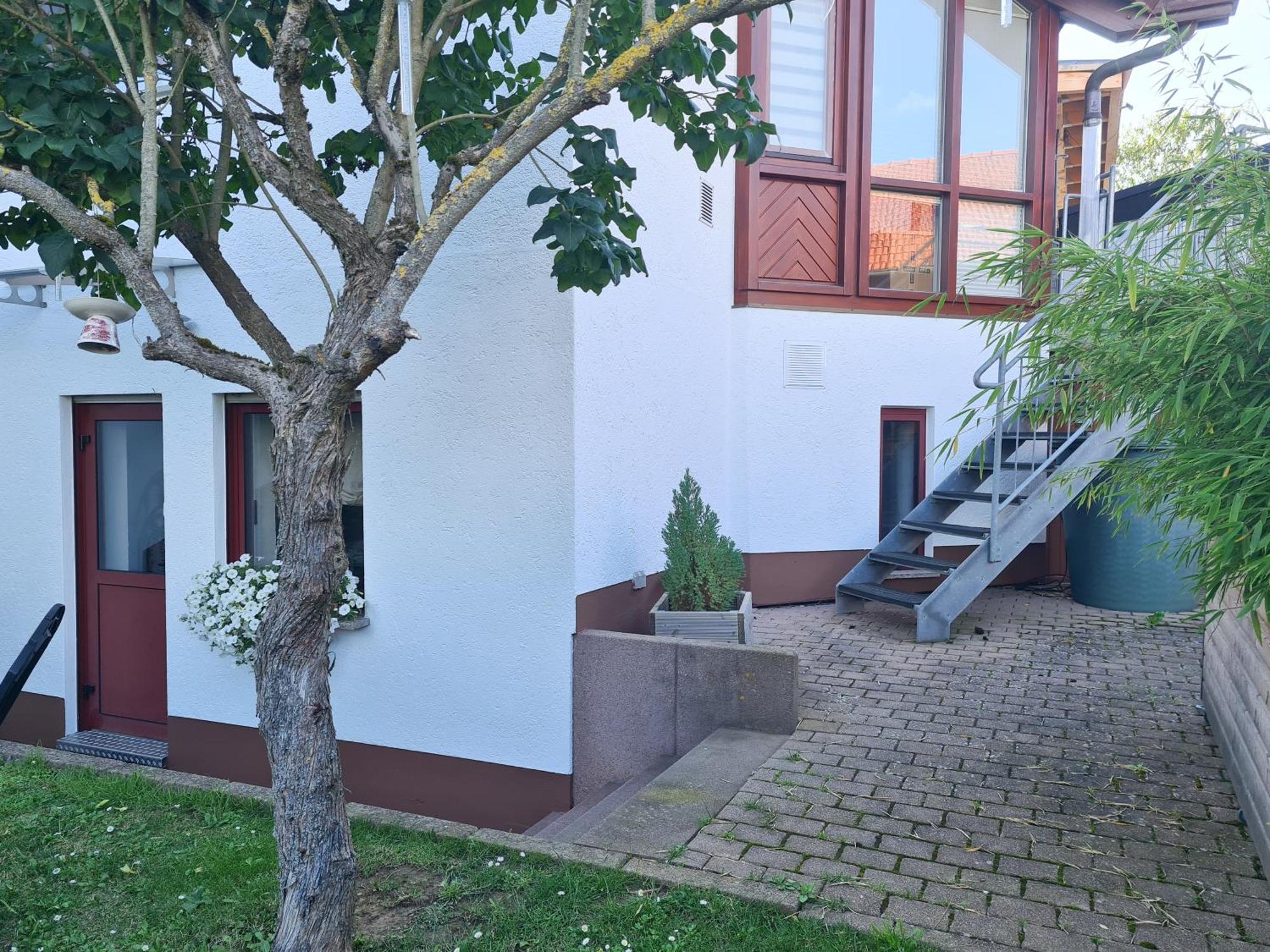 Ferienwohnung Rote Tuer - Landleben Pur! Kirchhain Екстер'єр фото