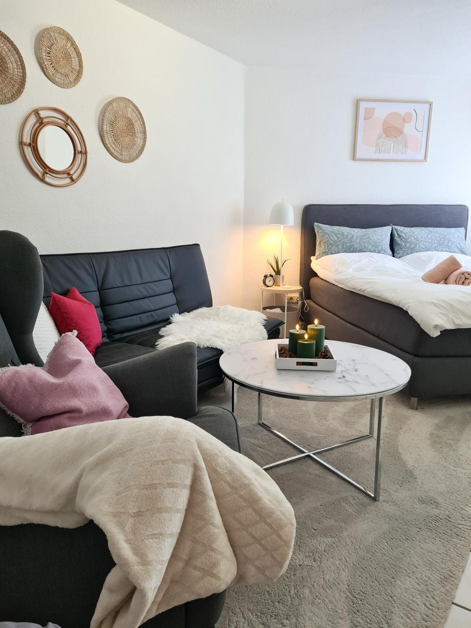Ferienwohnung Rote Tuer - Landleben Pur! Kirchhain Екстер'єр фото